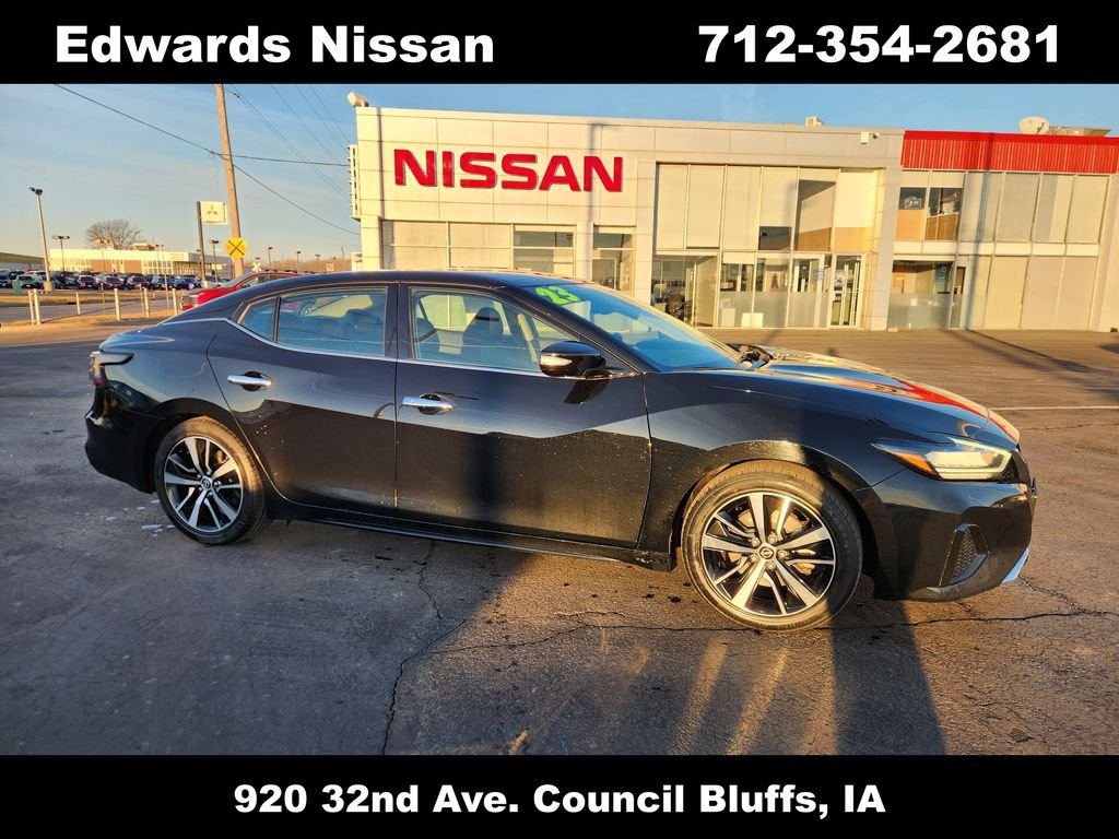 2023 Nissan Maxima SV