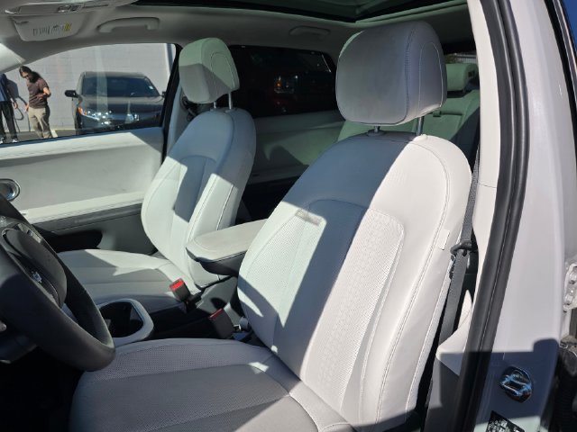 2024 Hyundai IONIQ 5 Limited - Photo 21