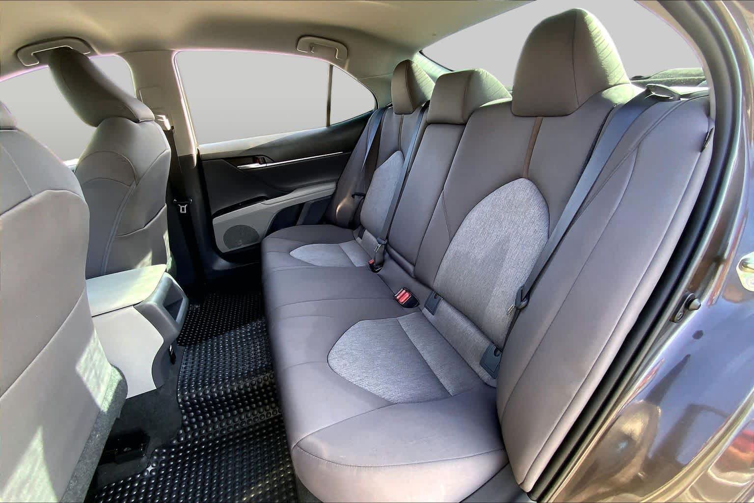 Used 2019 Brownstone Toyota LE image 20