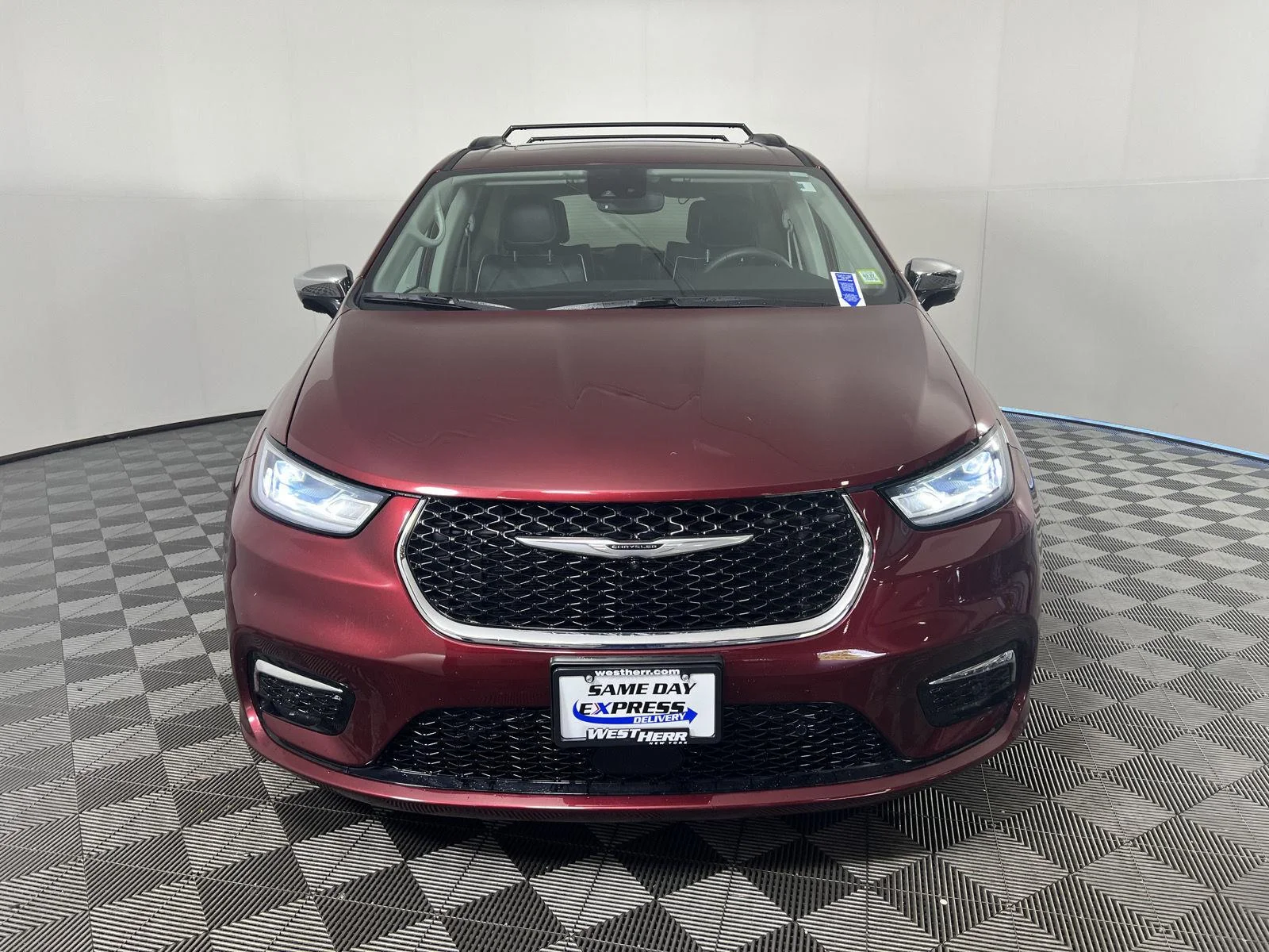 Used 2023 Velvet Red Pearlcoat Chrysler Hybrid Limited image 8