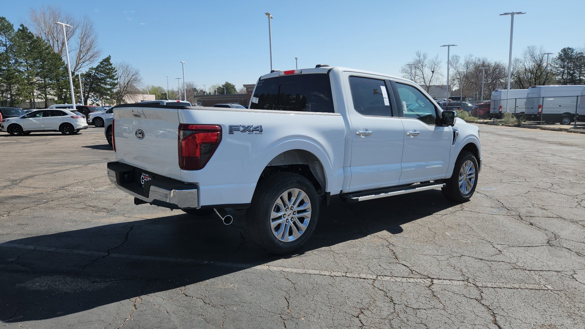 New 2026 Oxford White Ford XLT image 16