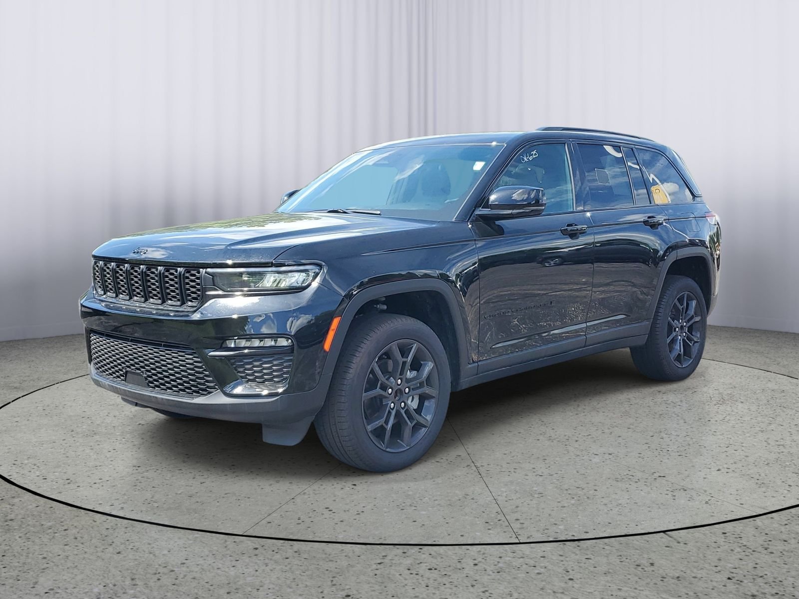 Used 2025 Black Jeep Limited image 2