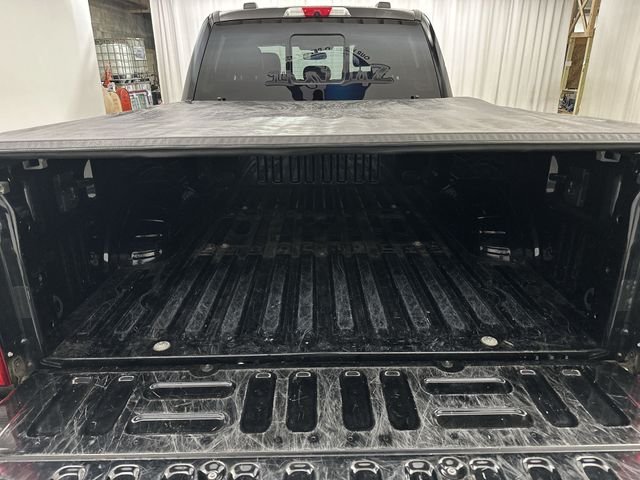 Used 2021 Black Metallic Ford Lariat image 24