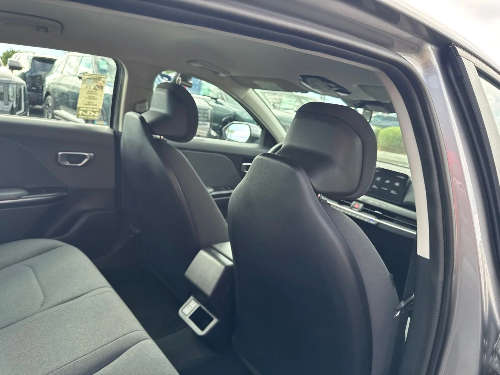 Used 2025 Steel Gray Kia LXS image 23