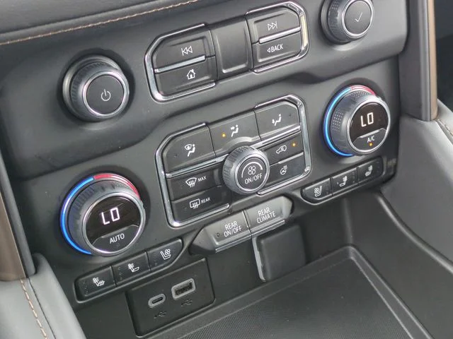 Used 2024 Blue Chevrolet High Country image 19