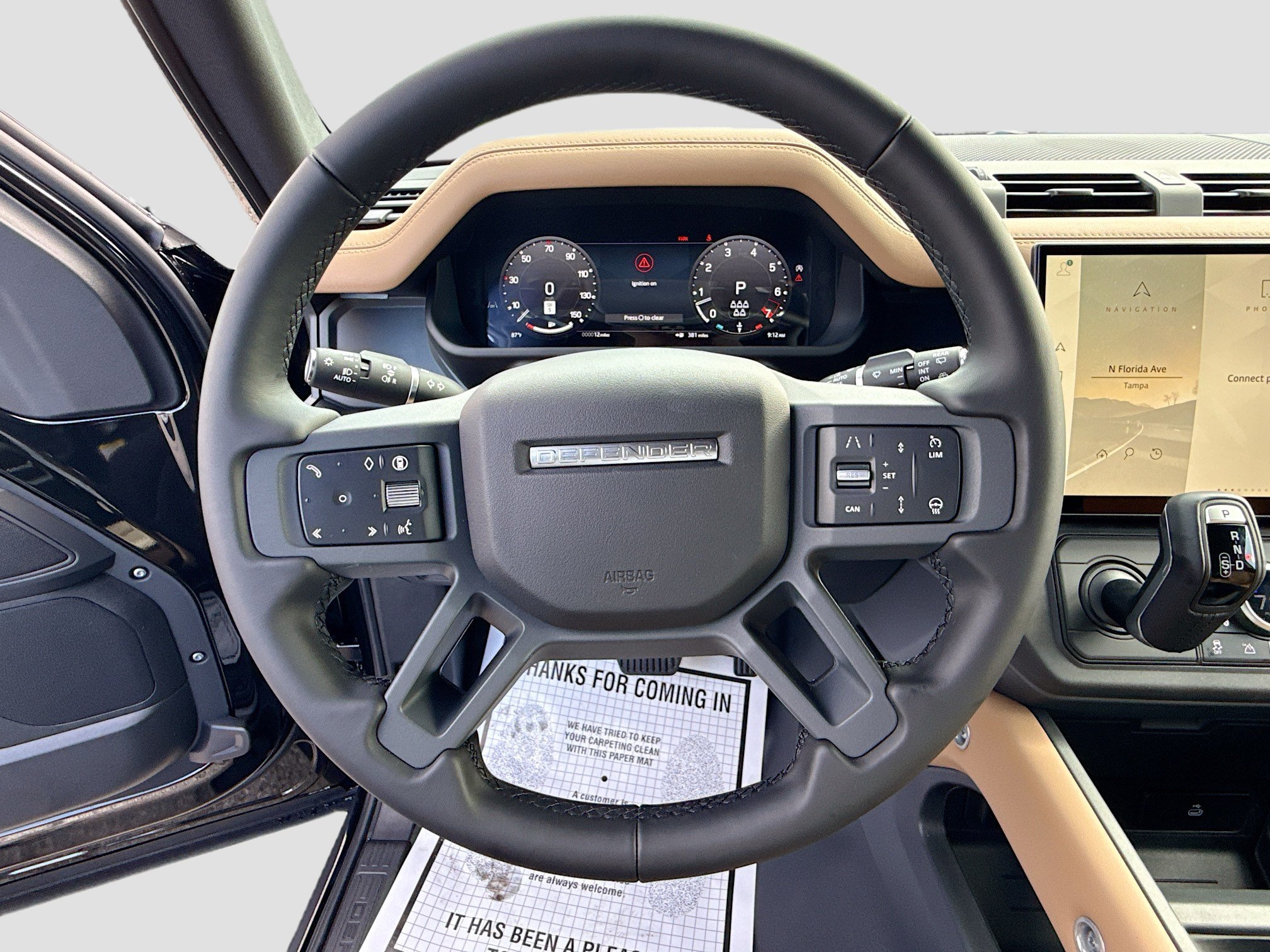 New 2026 Santorini Black Land Rover X-Dynamic SE image 38