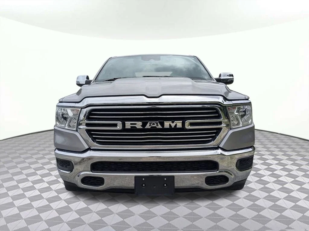 Used 2024 Silver Ram Laramie image 9