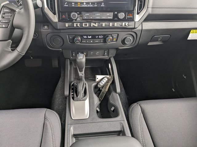 2025 Nissan Frontier SV - Photo 16