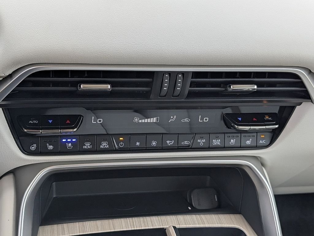 New 2026 Rhodium White Premium Mazda Premium Plus AWD image 30