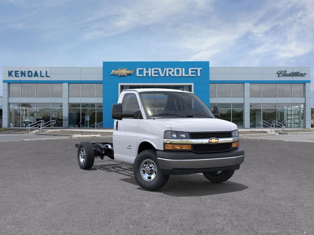 2025 Chevrolet Express 3500 139" WB's photo
