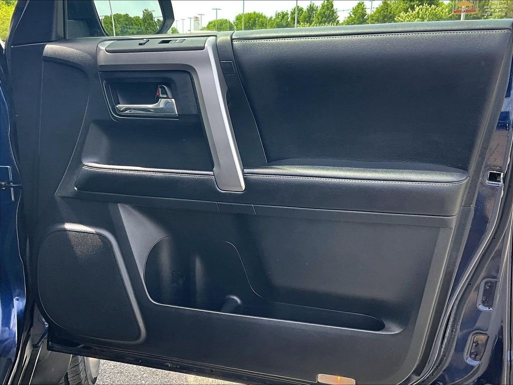 Used 2019 Blue Toyota SR5 Premium image 12