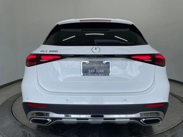 New 2027 White Mercedes-Benz GLC 300 image 12