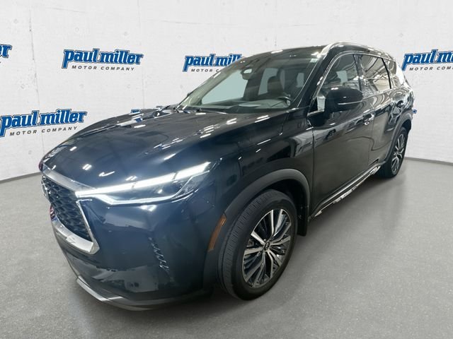 Used 2023 Black INFINITI Sensory image 1
