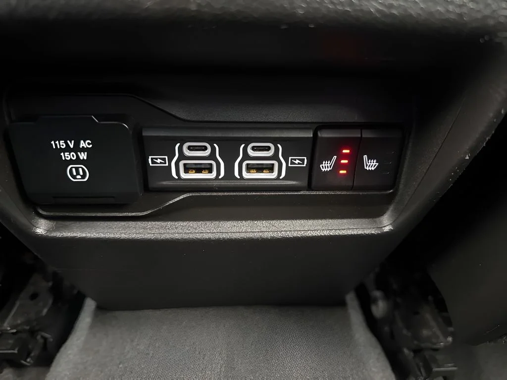 Used 2022 White Jeep Limited image 15