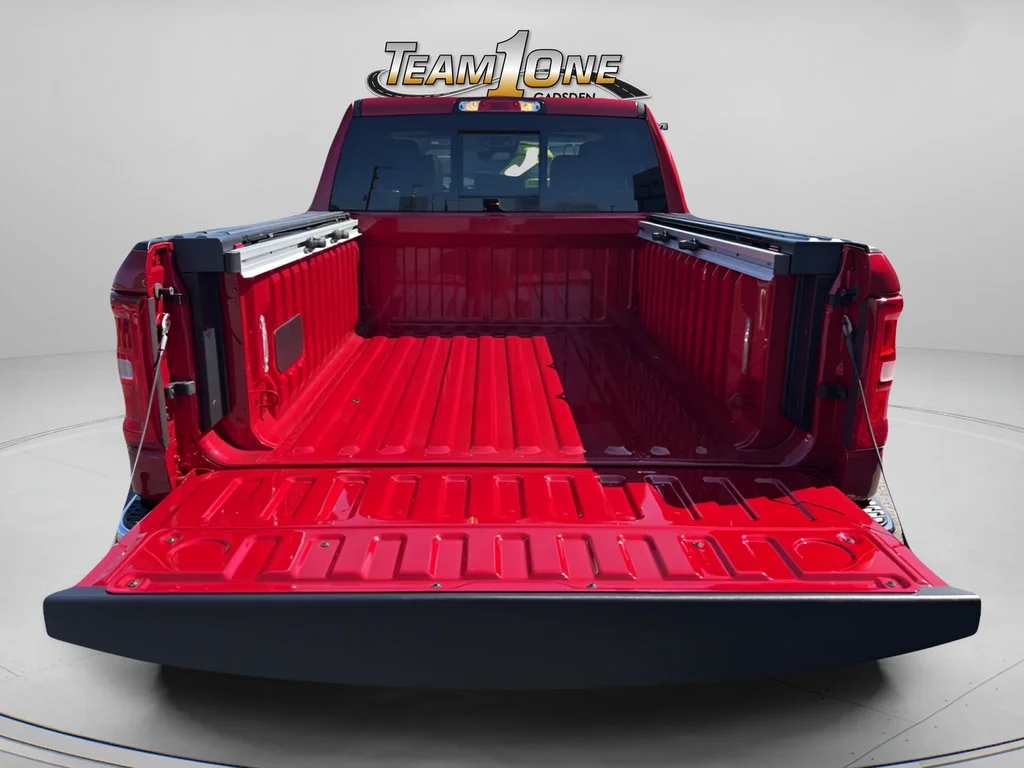 New 2026 Molten Red Pearl-Coat Exterior Paint RAM Laramie image 41