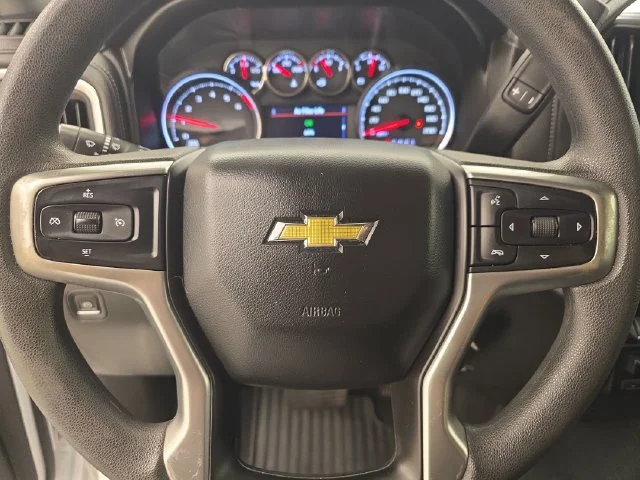 Used 2020 Summit White Chevrolet LT image 28