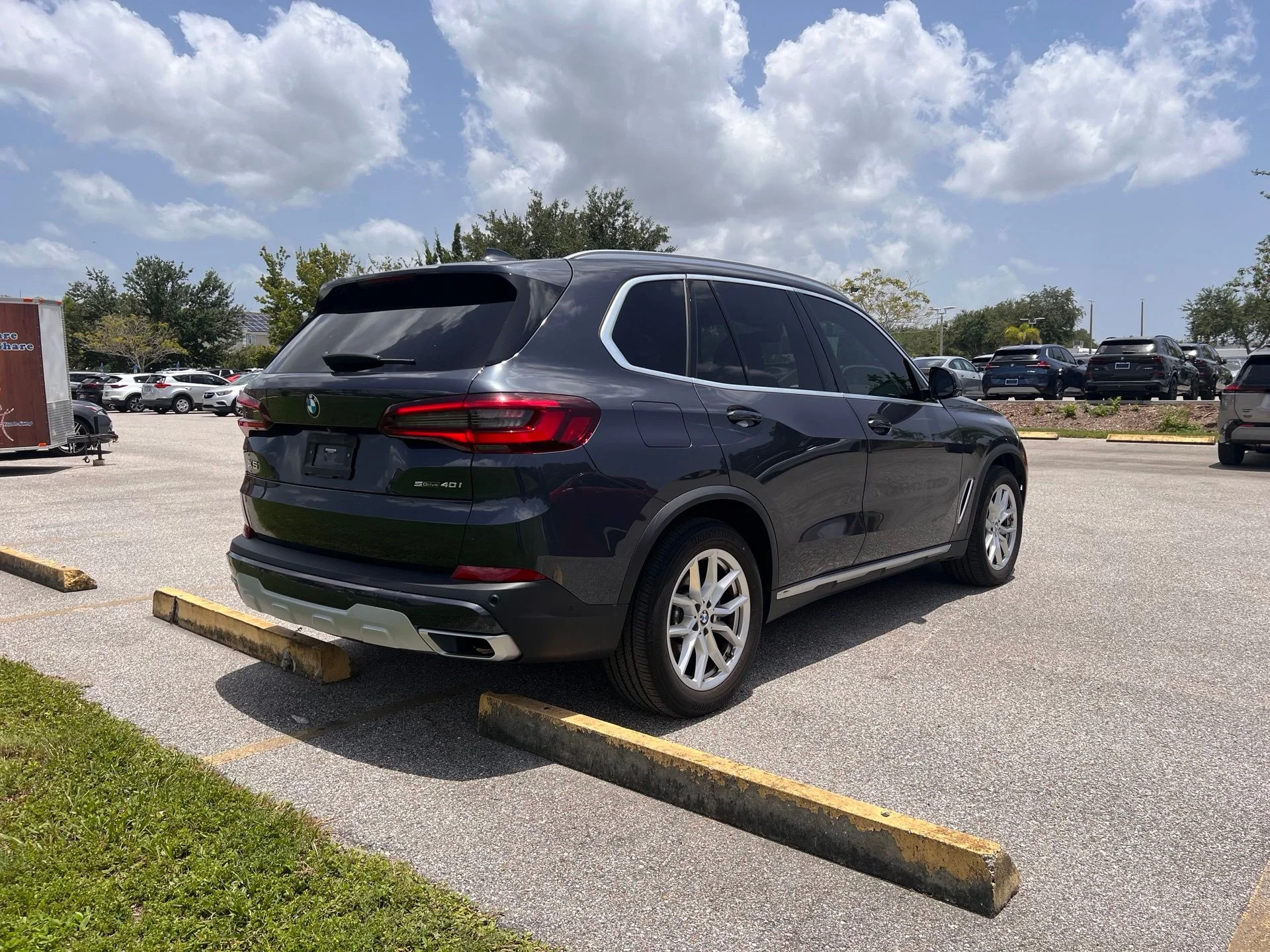 Certified Used 2022 Gray BMW sDrive40i image 4
