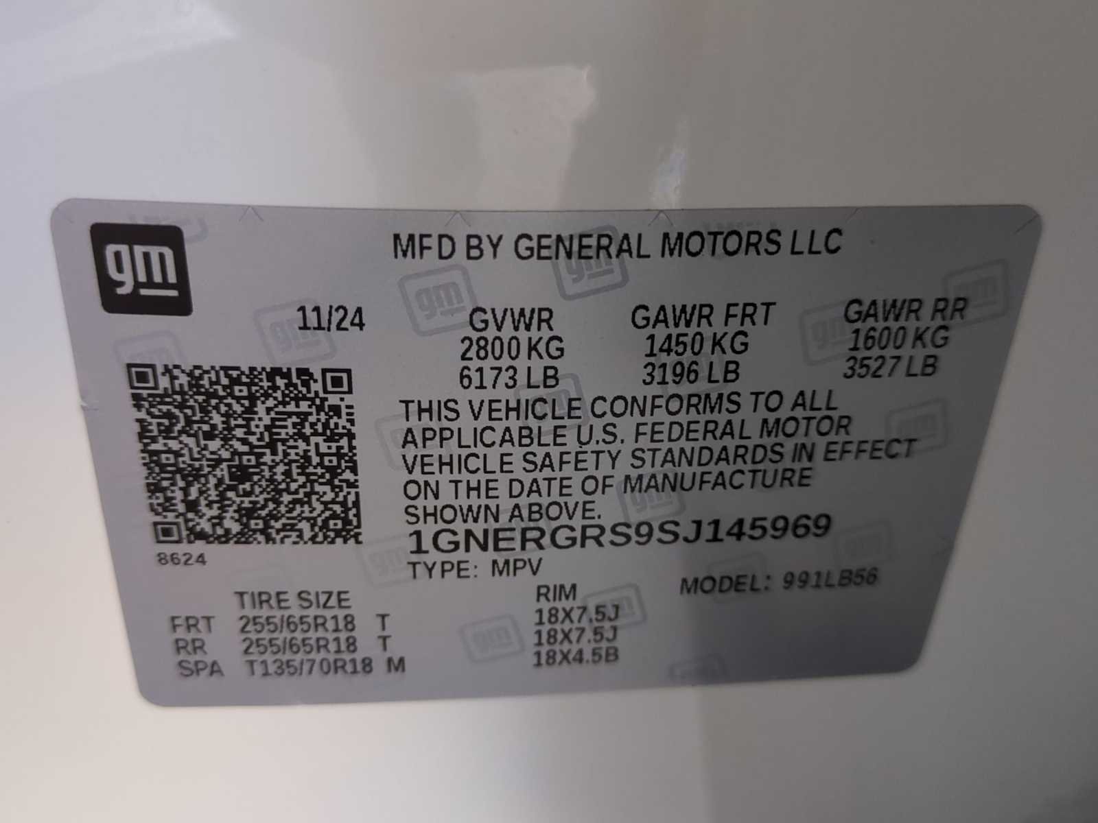 Used 2025 Summit White Chevrolet LT image 30