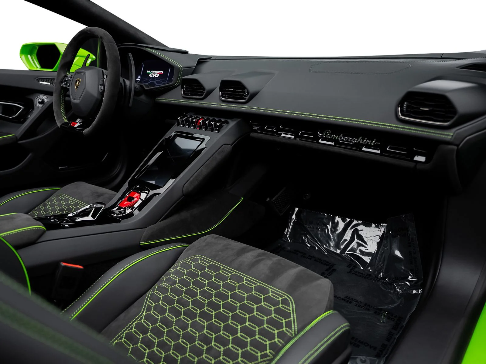 Used 2024 Green Lamborghini Base image 2