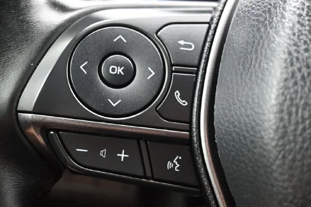 Used 2022 Silver Toyota SE image 19