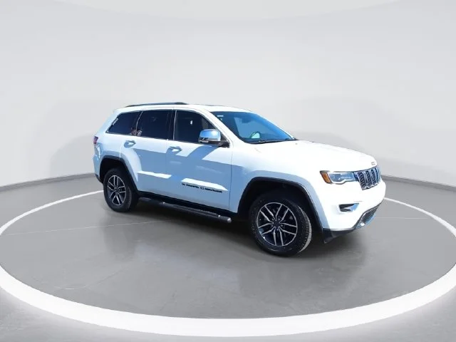 Used 2022 White Jeep Limited image 2