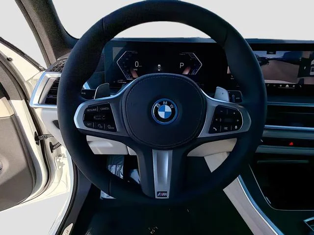 New 2026 Alpine White BMW xDrive50e image 40