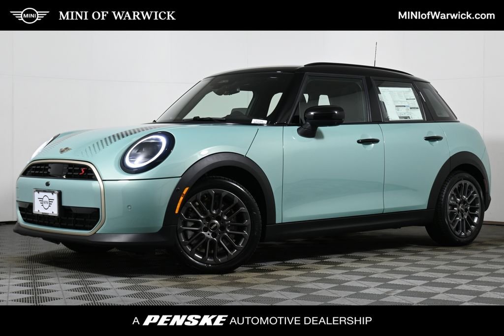 2026 MINI Hardtop Cooper S's photo