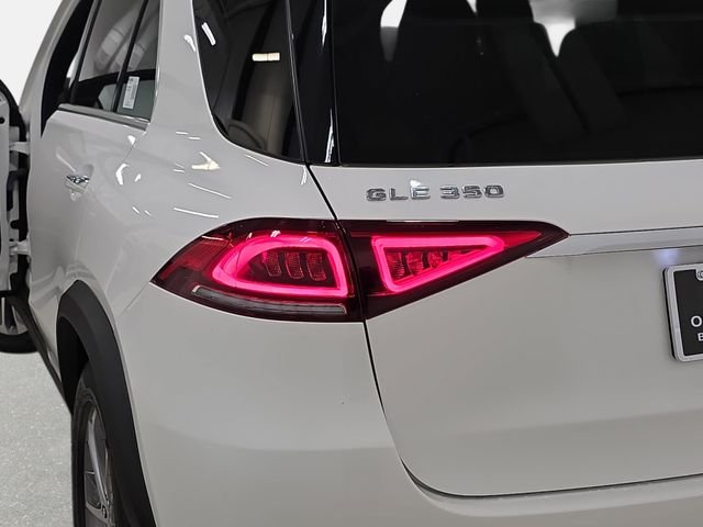 Used 2021 White Mercedes-Benz GLE 350 image 34