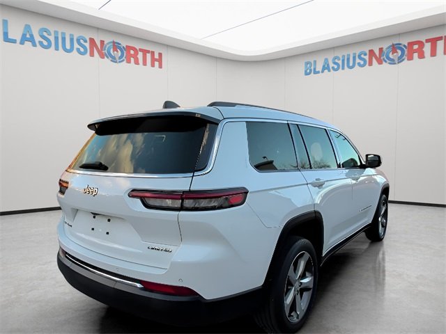 2021 Jeep Grand Cherokee Limited photo 2