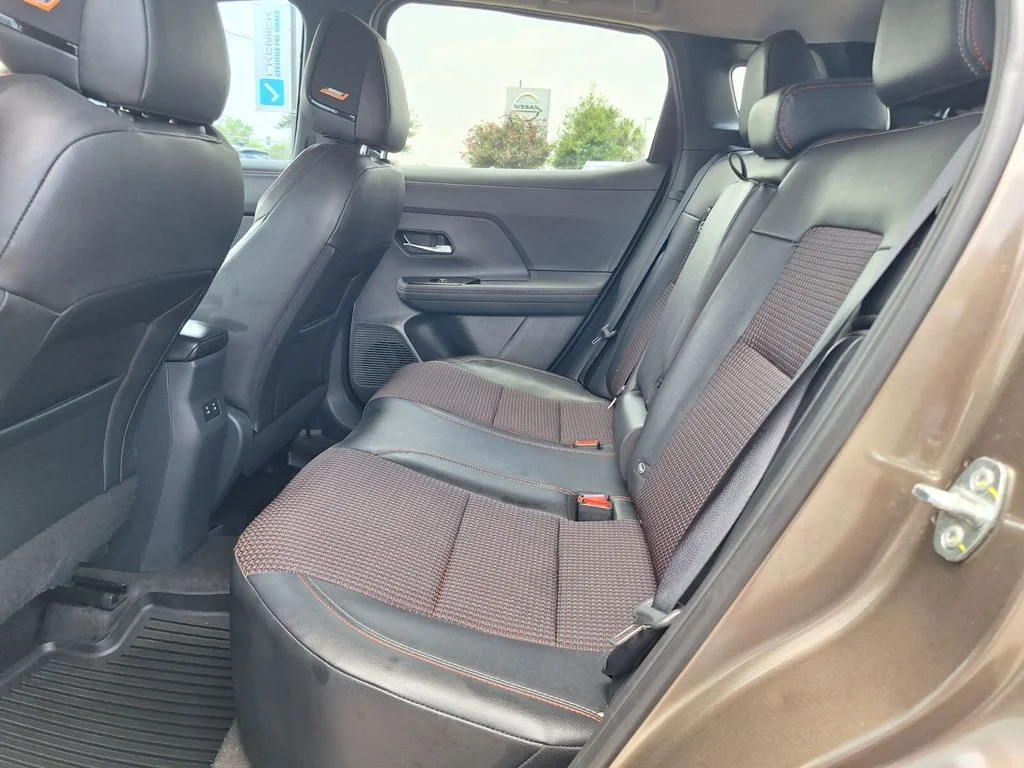 Certified Used 2025 Brown Nissan SR image 10