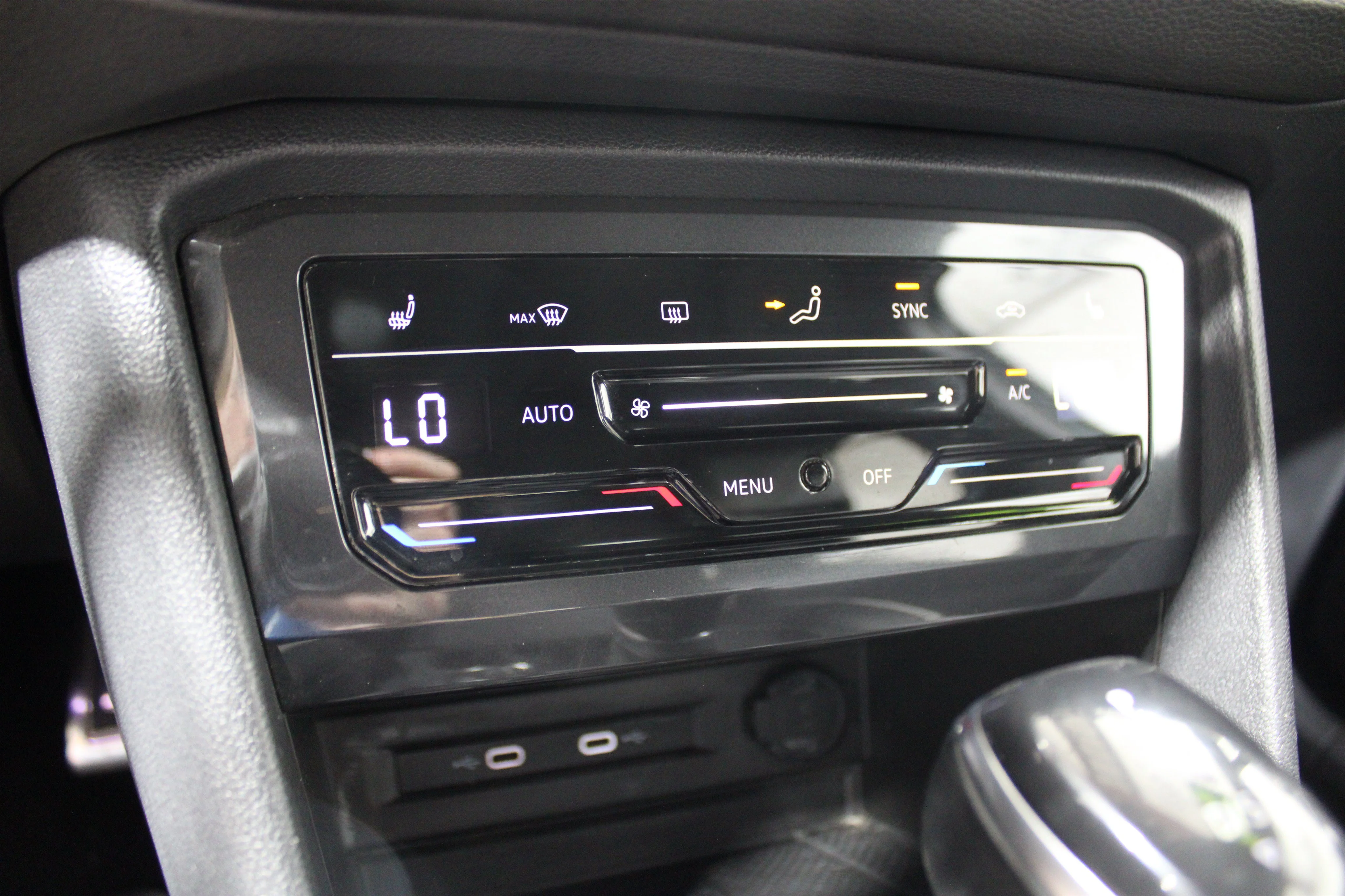 Used 2022 Gray Volkswagen SEL R-Line image 16