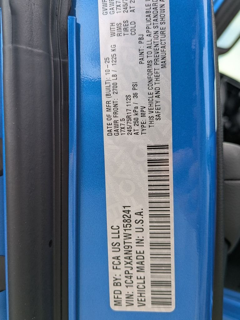 New 2026 Hydro Blue Pearl-Coat Exterior Paint Jeep Sport image 28