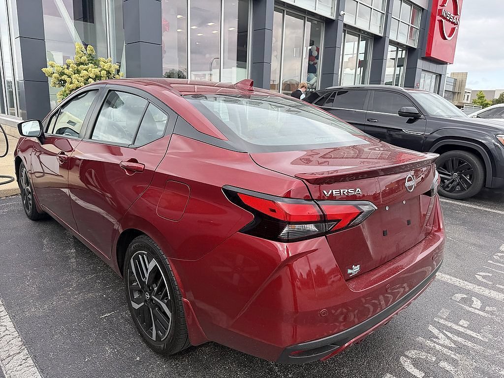 Used 2024 Scarlet Ember Tintcoat Nissan SR image 5