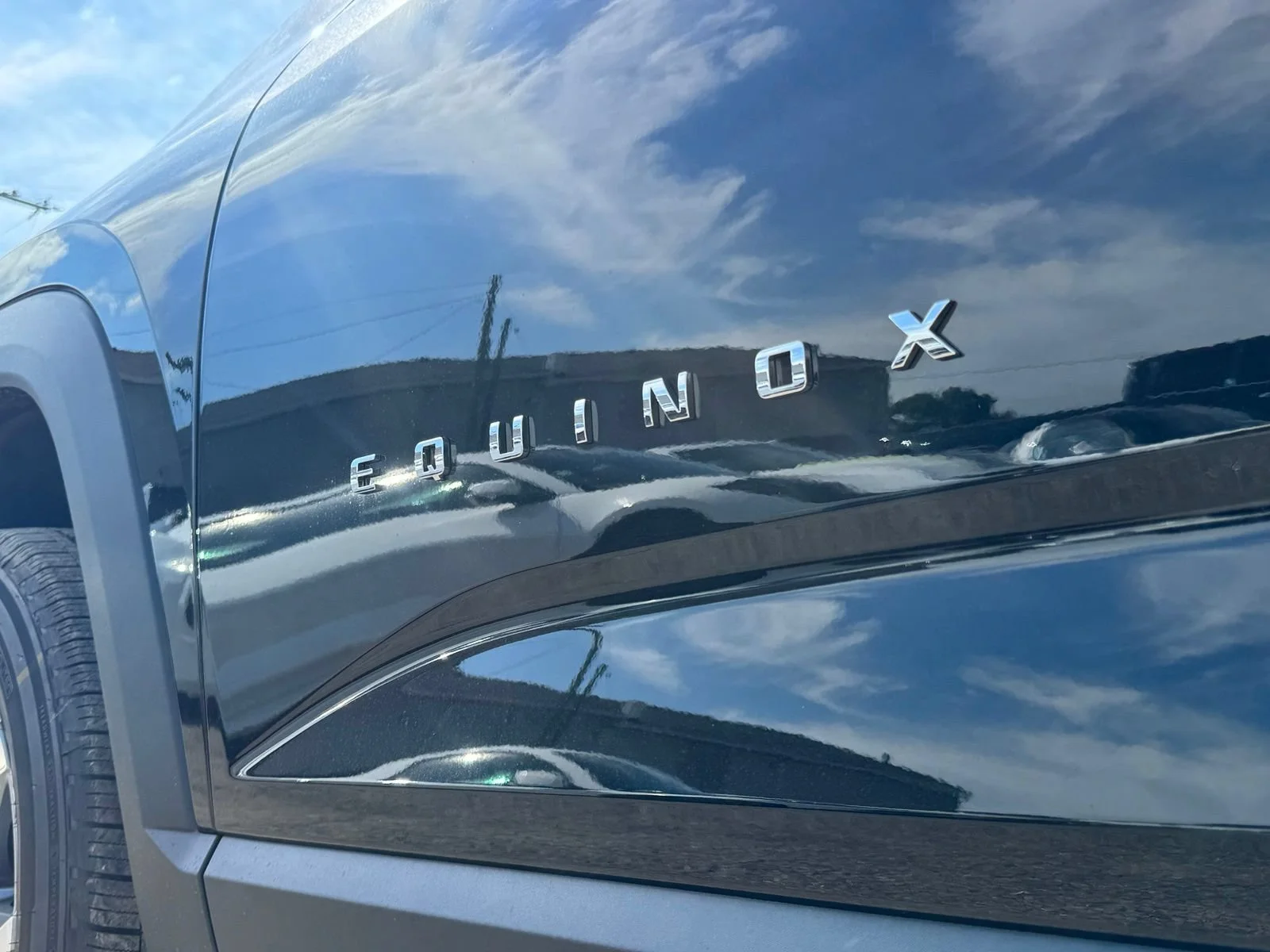 2027 Chevrolet Equinox LT - Photo 11
