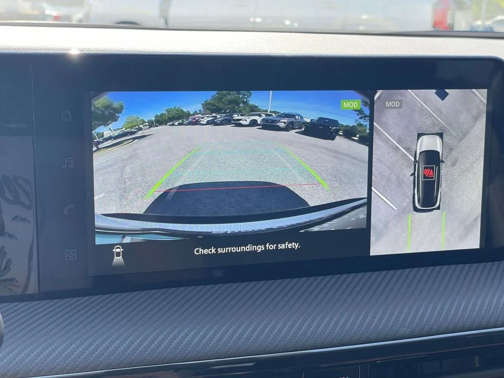 New 2026 Gray Nissan SR image 25