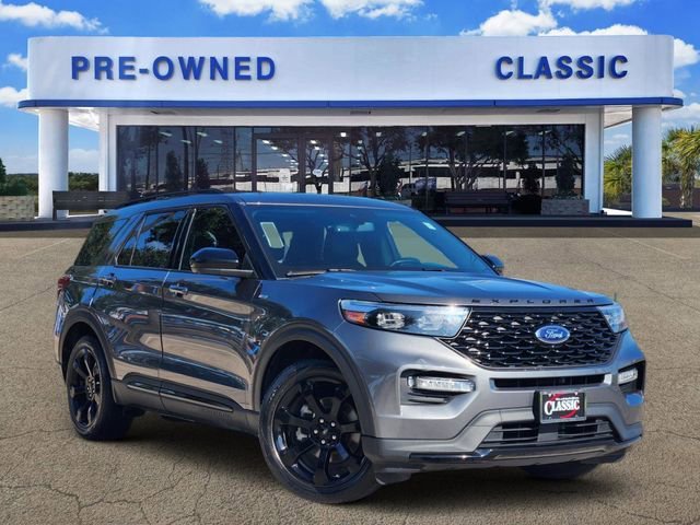 2023 Ford Explorer ST-LINE RWD's photo