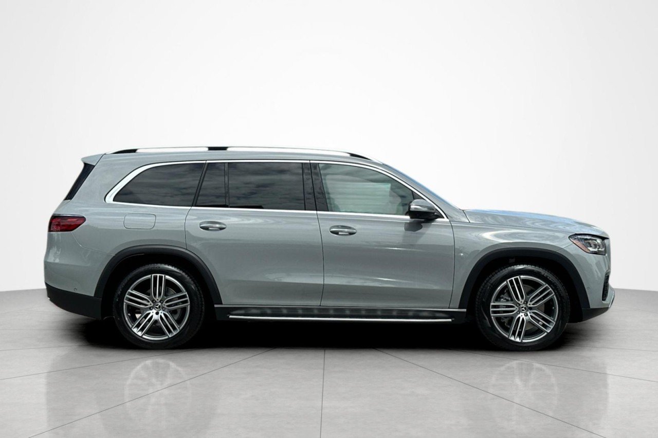 New 2026 MANUFAKTUR Alpine Grey Mercedes-Benz GLS 450 4MATIC® SUV image 6