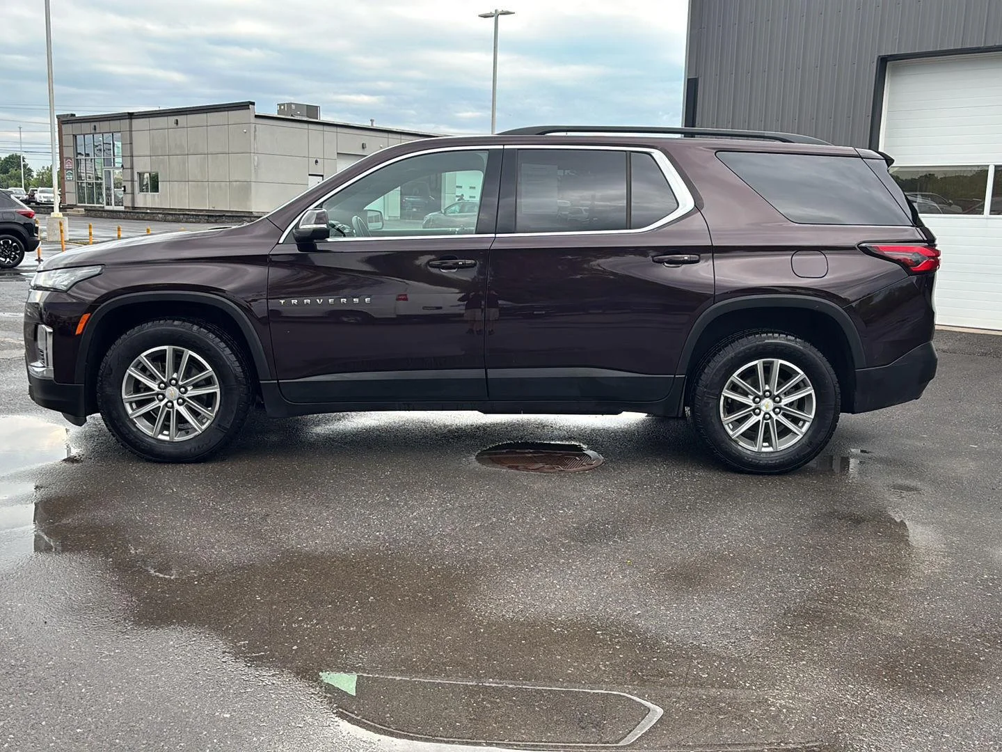 Used 2023 Black Cherry Metallic Chevrolet LT Cloth image 8