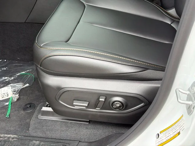 New 2026 White Jeep  image 13