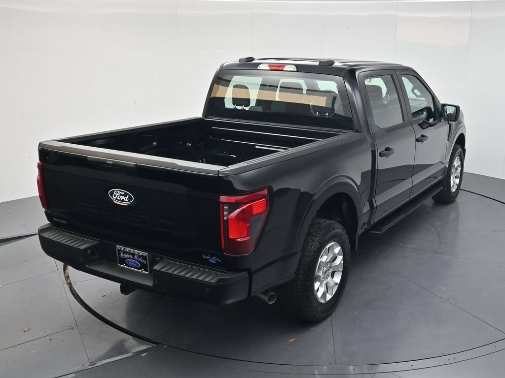 Used 2025 Black Metallic Ford XL image 41