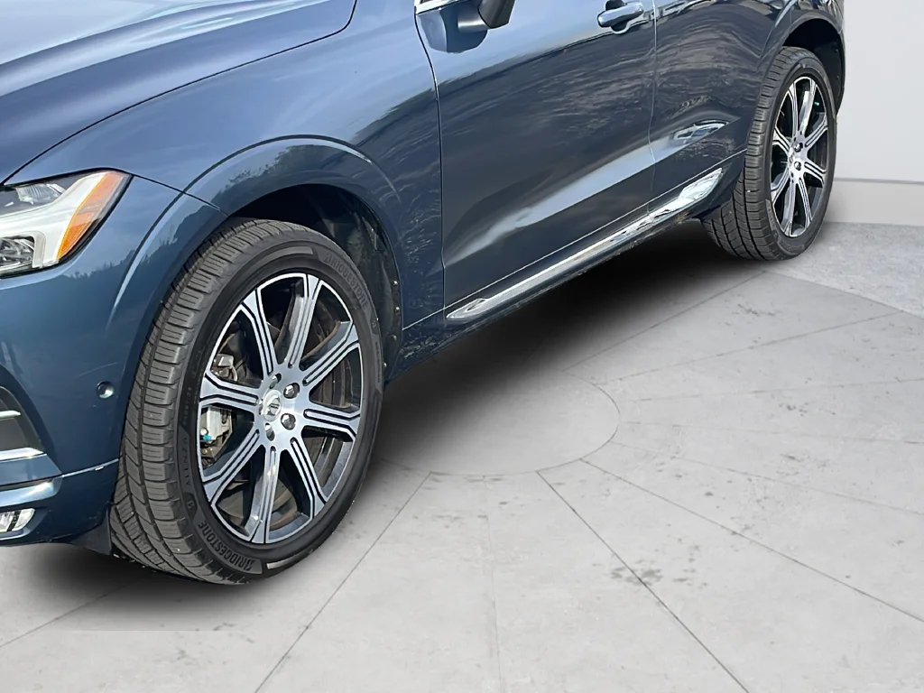 Used 2021 Blue Volvo T5 Inscription image 43