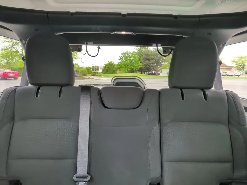 Certified Used 2020 White Jeep Unlimited Sport Altitude image 27