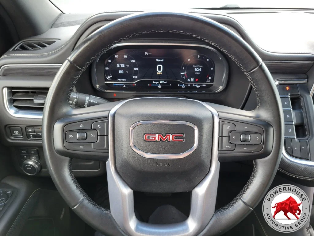 Used 2024 White GMC SLT image 32