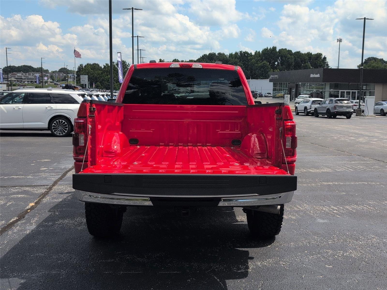 Used 2023 Race Red Ford XLT image 7