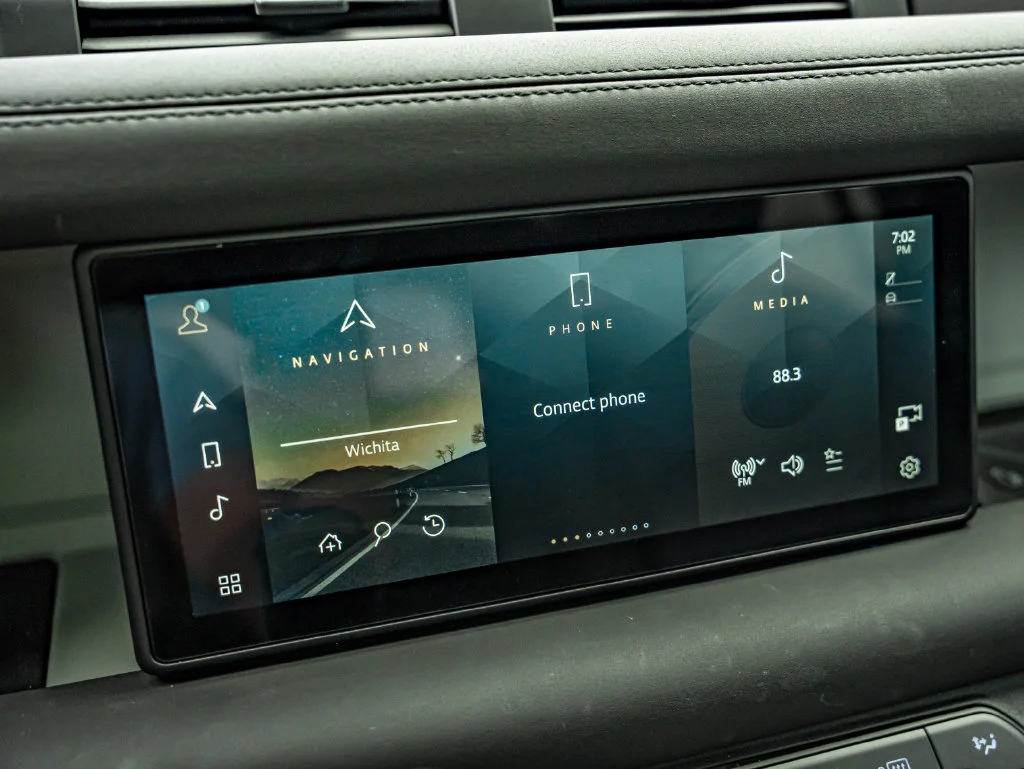 Used 2024 Gray Land Rover S image 30