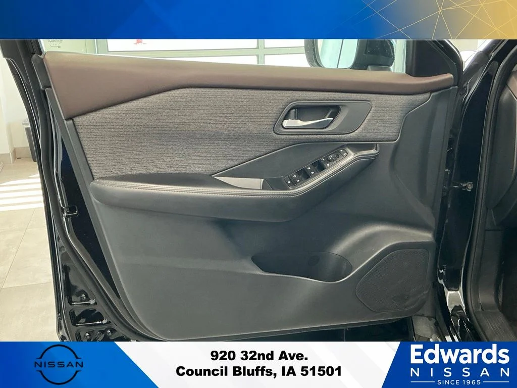 Used 2021 Black Nissan SV image 19