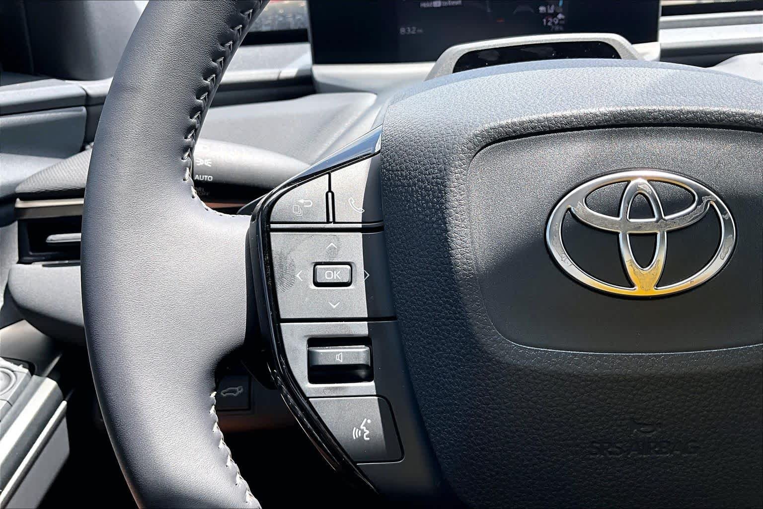 Used 2026 Heavy Metal Toyota XLE image 22