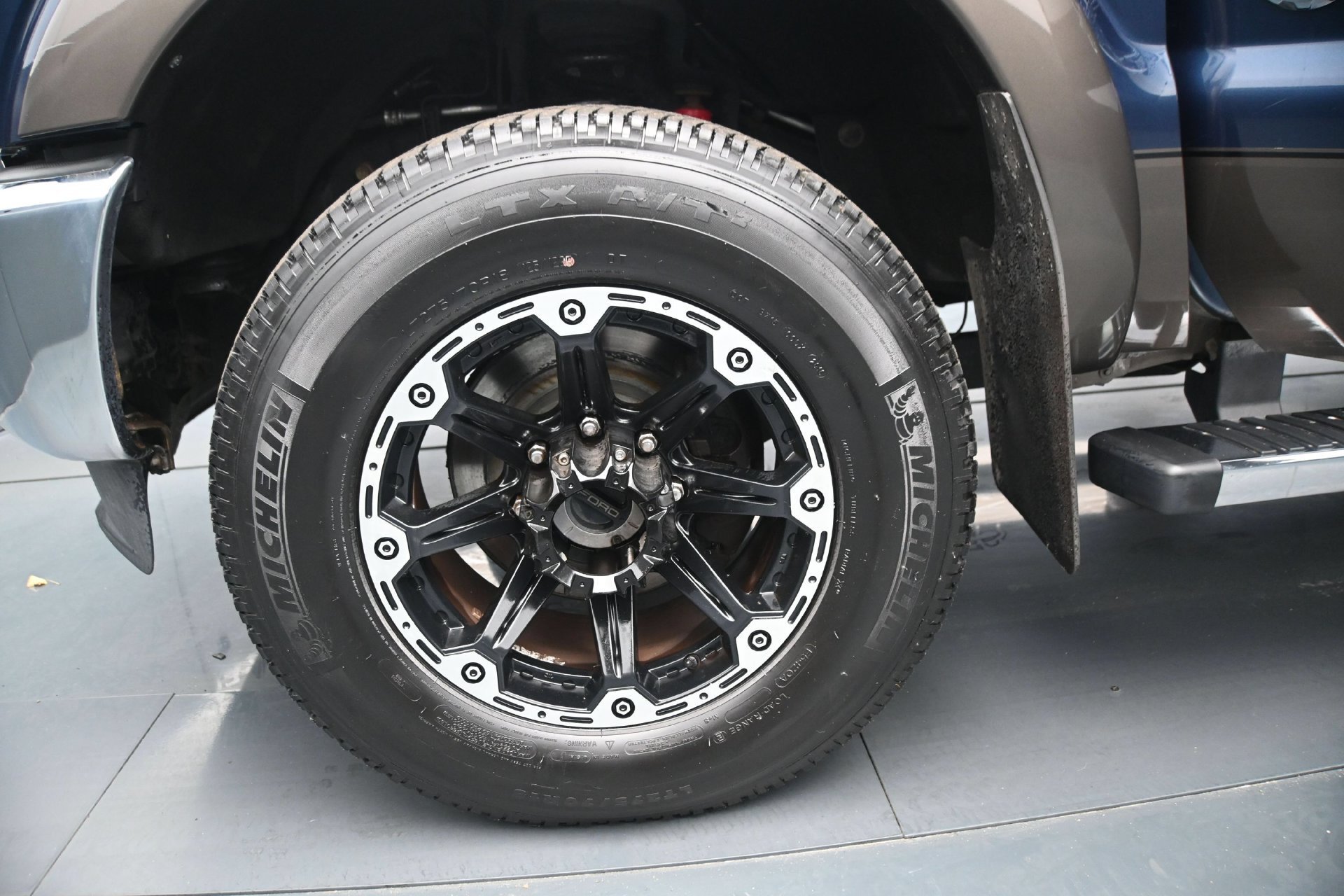 Used 2016  Ford  image 26