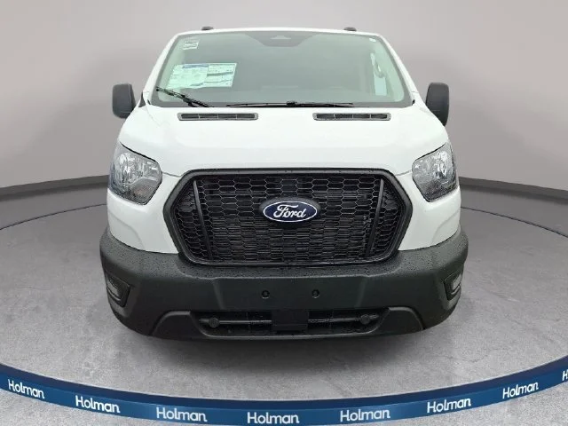 New 2027 Oxford White Ford Base image 2