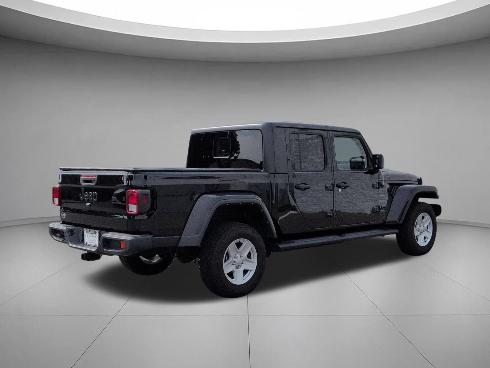 Used 2023 Black Clearcoat Jeep Sport S image 5